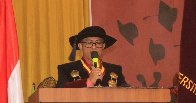 Luluskan Ratusan Wisudawan, Ini Pesan Rektor Universitas Muara Bungo!